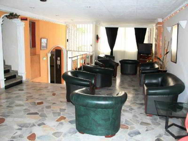 Hotel Dinastia Real Неива Екстериор снимка
